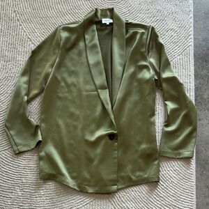 Elegant Olive Women's Blazer